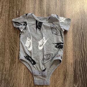 Nike Kids Gray and Black Bodysuit
